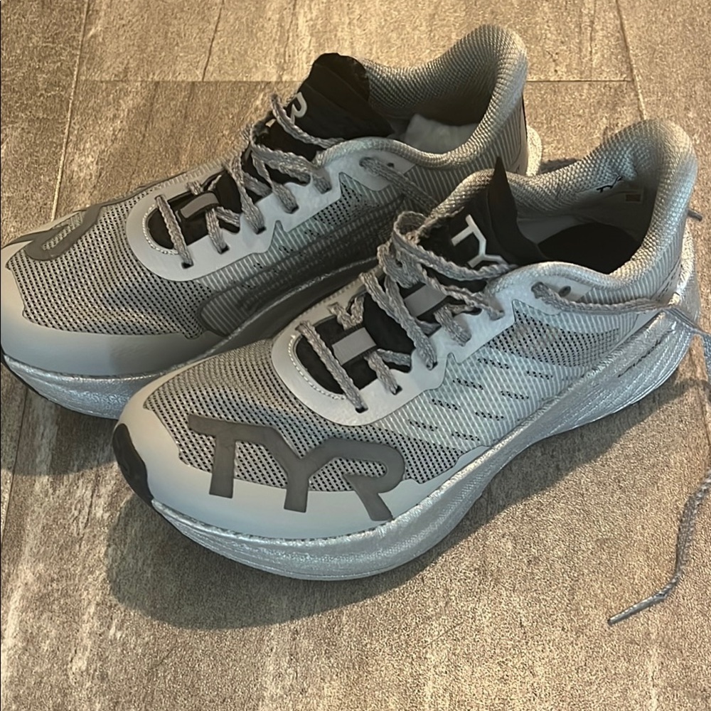 TYR Black and Gray Women's Athletic Shoes